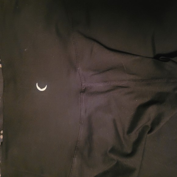 Zyia leggings. Black 6-8 - Picture 2 of 4